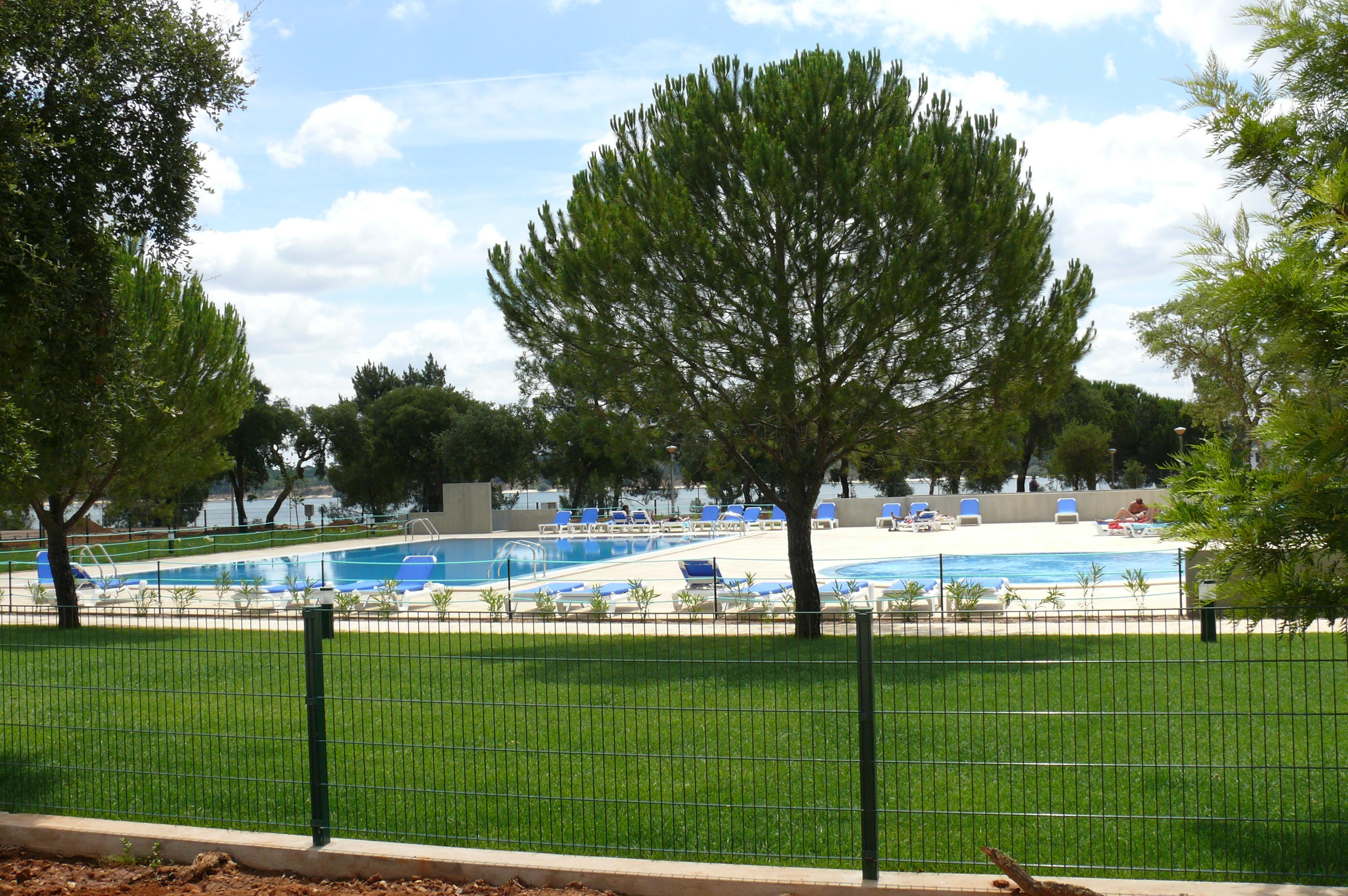 Parque De Campismo Orbitur Montargil Hotel Екстериор снимка