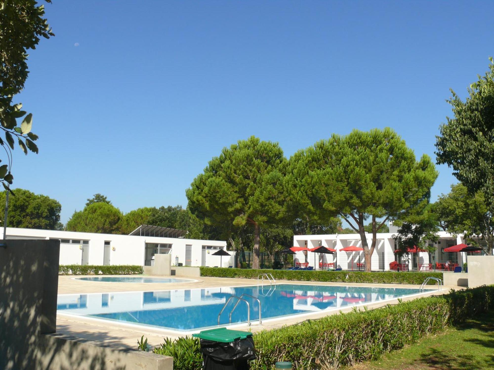 Parque De Campismo Orbitur Montargil Hotel Екстериор снимка