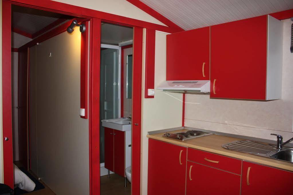 Parque De Campismo Orbitur Montargil Hotel Екстериор снимка