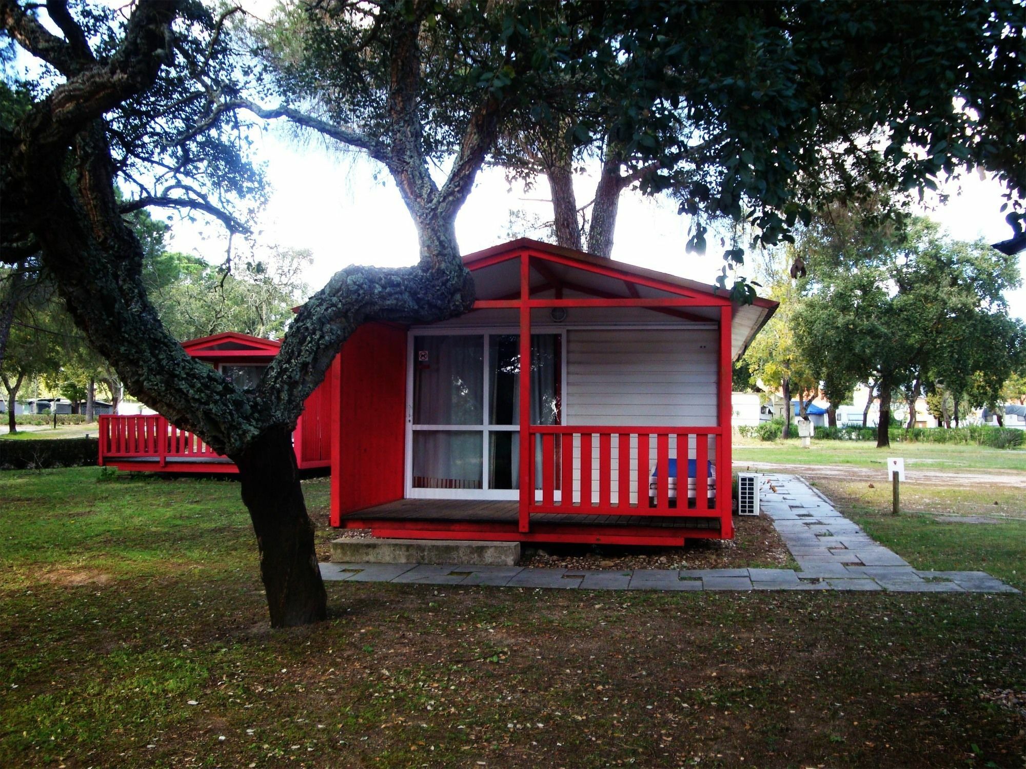 Parque De Campismo Orbitur Montargil Hotel Екстериор снимка